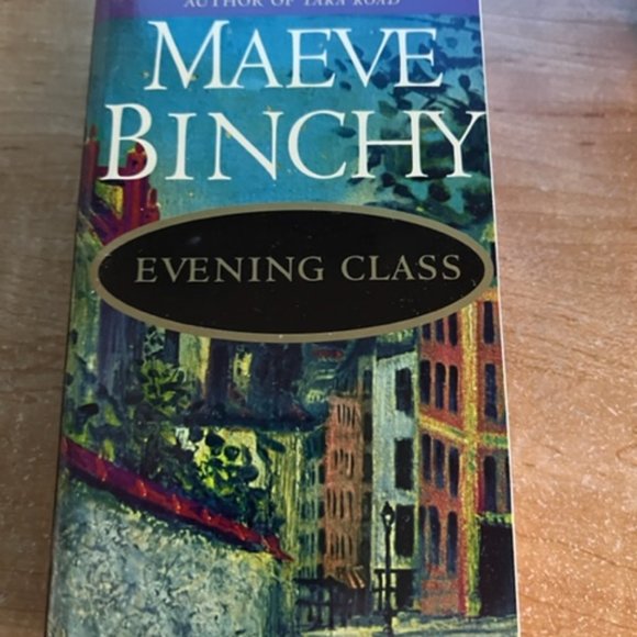 Boxed Set Maeve Binchy paperback book in excellent condition - Picture 5 of 9